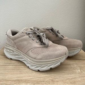 BRAND NEW! Hoka Women’s M Blondi L Suede Size 7 (Size 6 in Men’s)